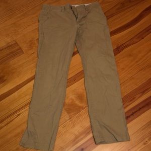 American Eagle Relaxed Straight Khaki